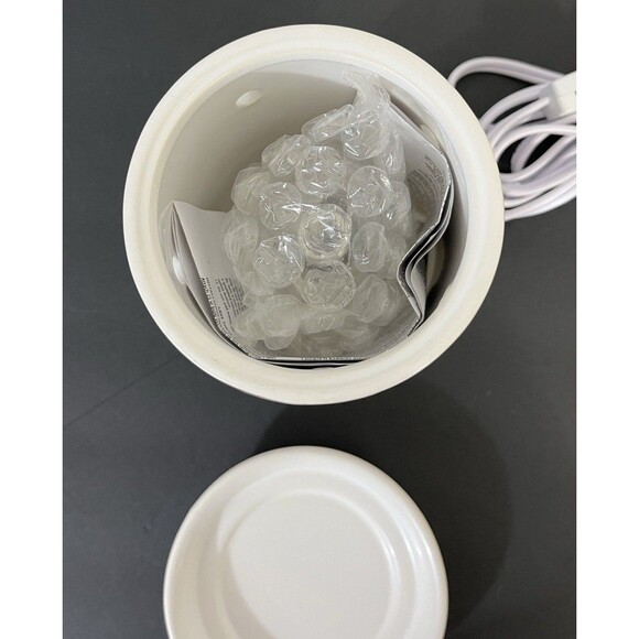 Better Homes And Gardens NEW 12 Days Of Christmas Wax Warmer - Picture 4 of 6